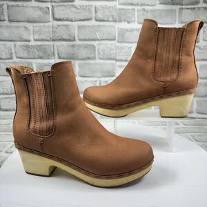 FRYE & Co. Women’s Size 8.5 Odessa Chelsea Rust Nubuck Leather Clog Boots